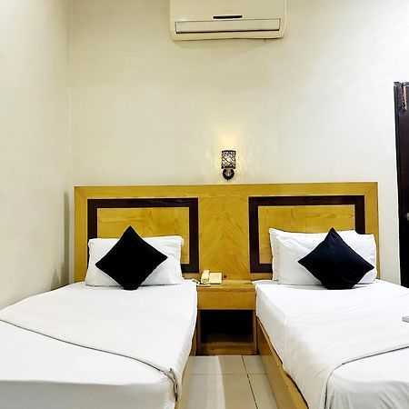 The Grand Hotel Multan Luaran gambar