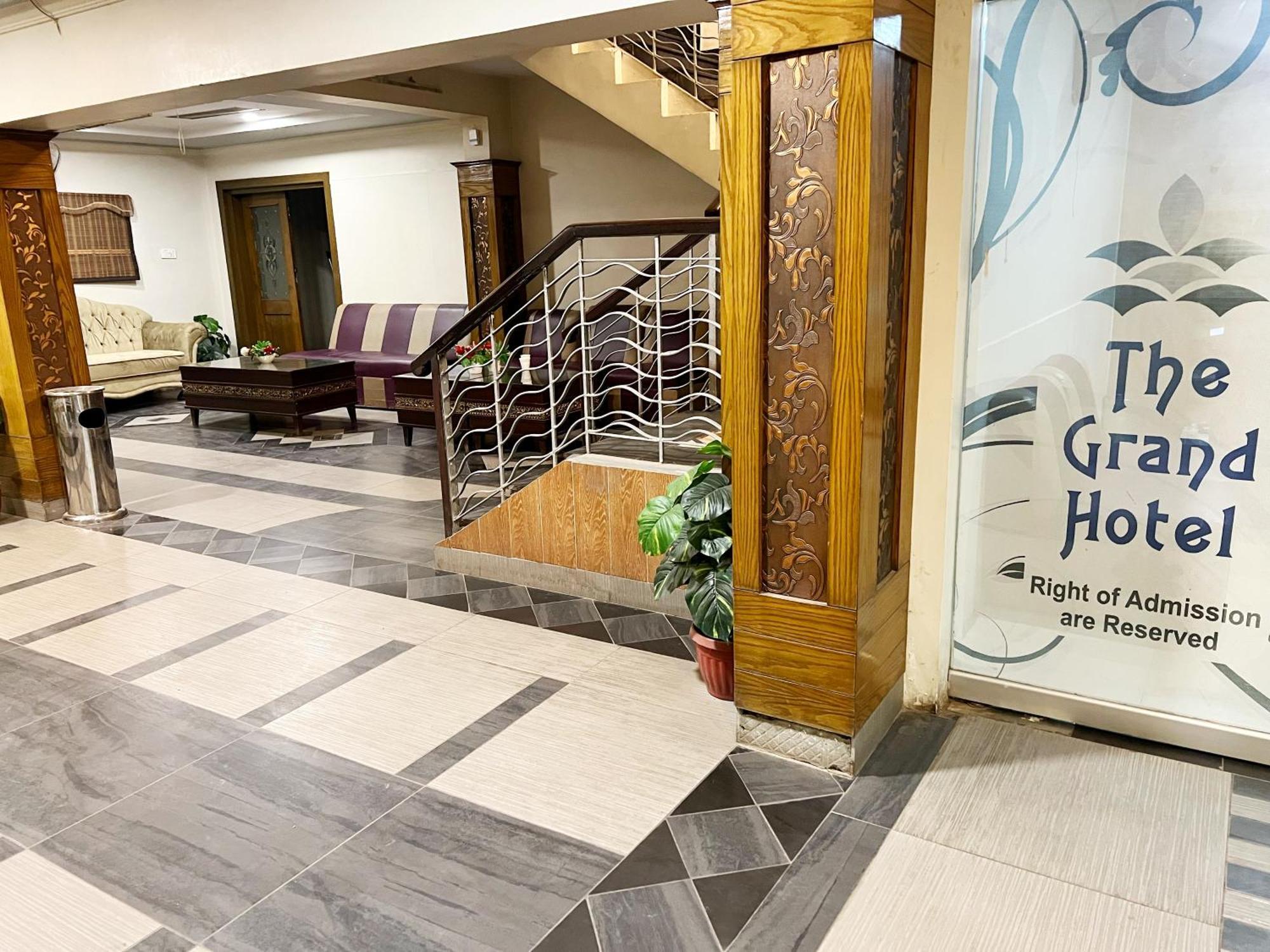 The Grand Hotel Multan Luaran gambar