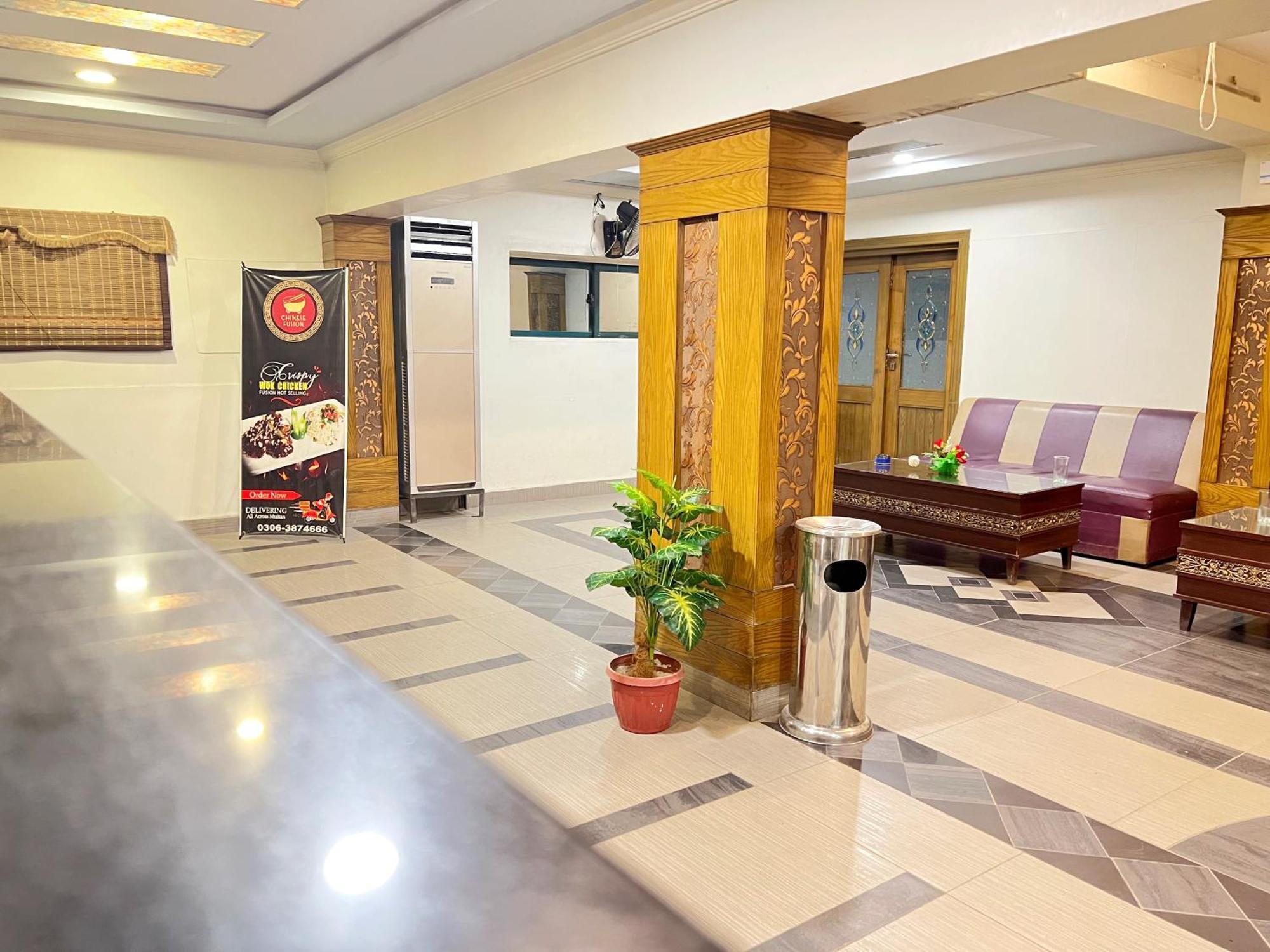 The Grand Hotel Multan Luaran gambar