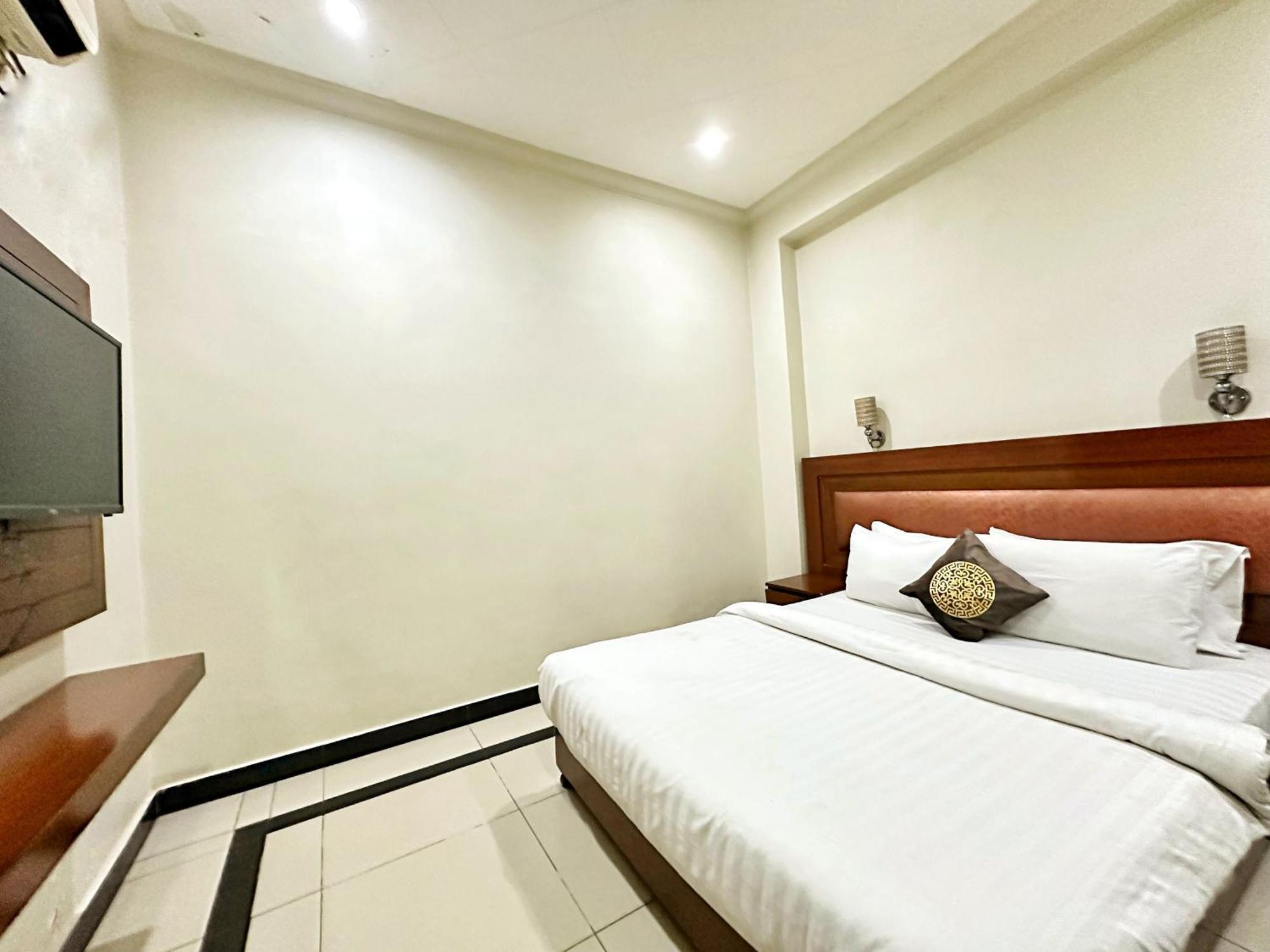 The Grand Hotel Multan Luaran gambar
